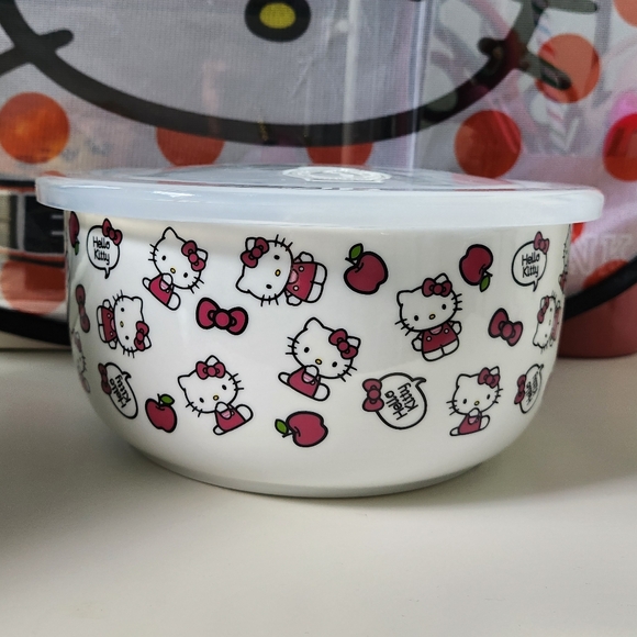 Hello Kitty steam bowl - Picture 1 of 7